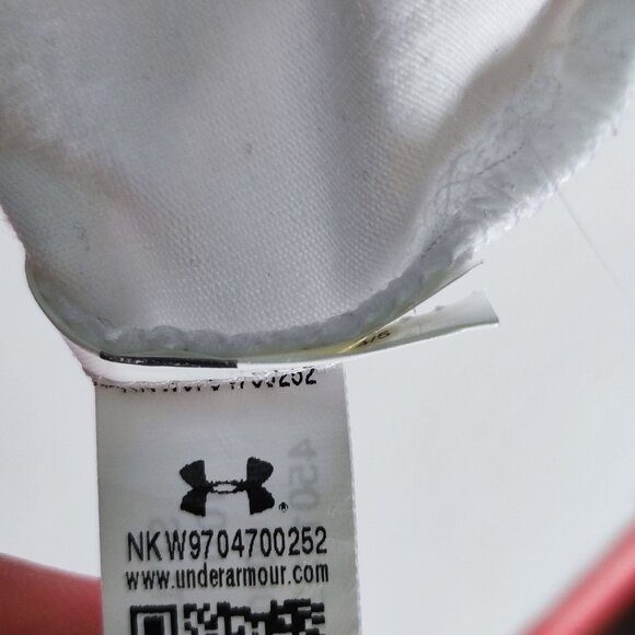 Under Armour " show your power" tank top white pink woman's size XL - Picture 6 of 10